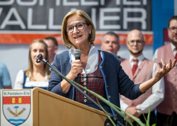 Großes Fest zur Einweihung des neuen Multivereinshauses St. Pantaleon-Erla&nbsp;