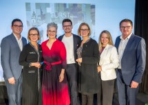 (v.l.) Bürgermeister Patrick Strobl, Bezirkshauptfrau Daniela Obleser, die Geschäftsführer Martina und Lukas Fürst, Landeshauptfrau Johanna Mikl-Leitner, Landtagsabgeordnete Silke Dammerer und Geschäftsführer Alois Sterkl.