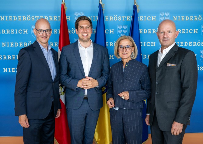 Land NÖ und Bund stärken gemeinsam digitale Kompetenzen