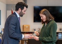 LH-Stellvertreter Sportlandesrat Udo Landbauer und Emma Gutjahr