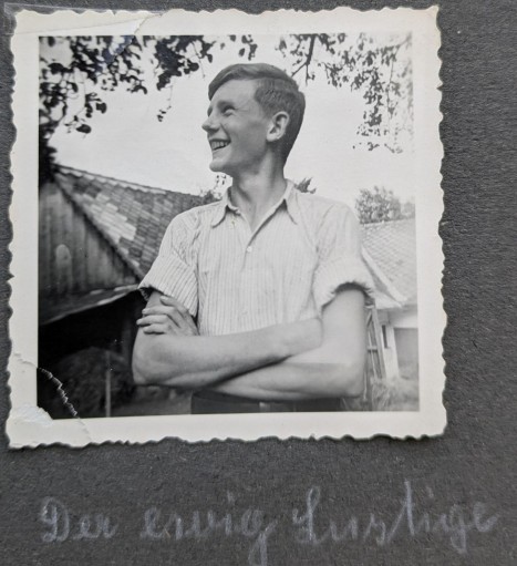 Aus Brunners Fotoalbum „Grimsing“, Anton Brunner als Jugendlicher