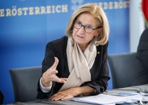 Landeshauptfrau Johanna Mikl-Leitner lud zum „Bauwirtschaftsgipfel Niederösterreich“.