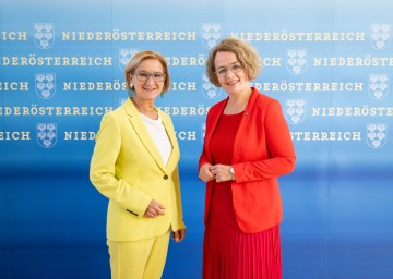 LH Mikl-Leitner/LR Teschl-Hofmeister zum Weltfrauentag: „Es braucht mehr Frauen in der Politik“